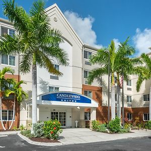 Candlewood Suites Fort Myers/Sanibel Gateway, An Ihg Hotel